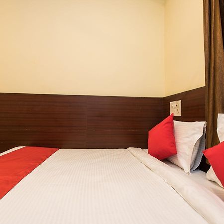 Oyo 11945 Hotel Glory Palace Индор Екстериор снимка