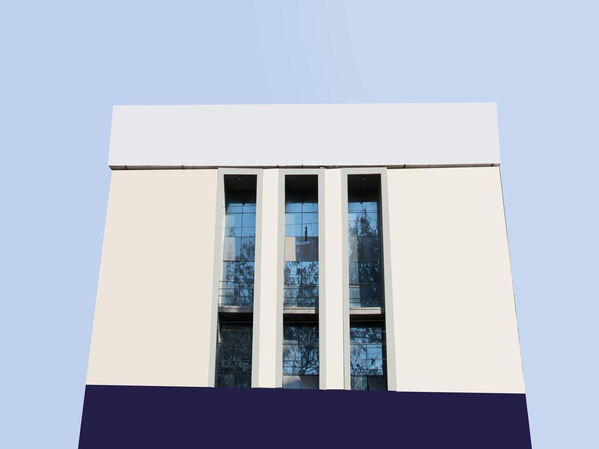 Oyo 11945 Hotel Glory Palace Индор Екстериор снимка